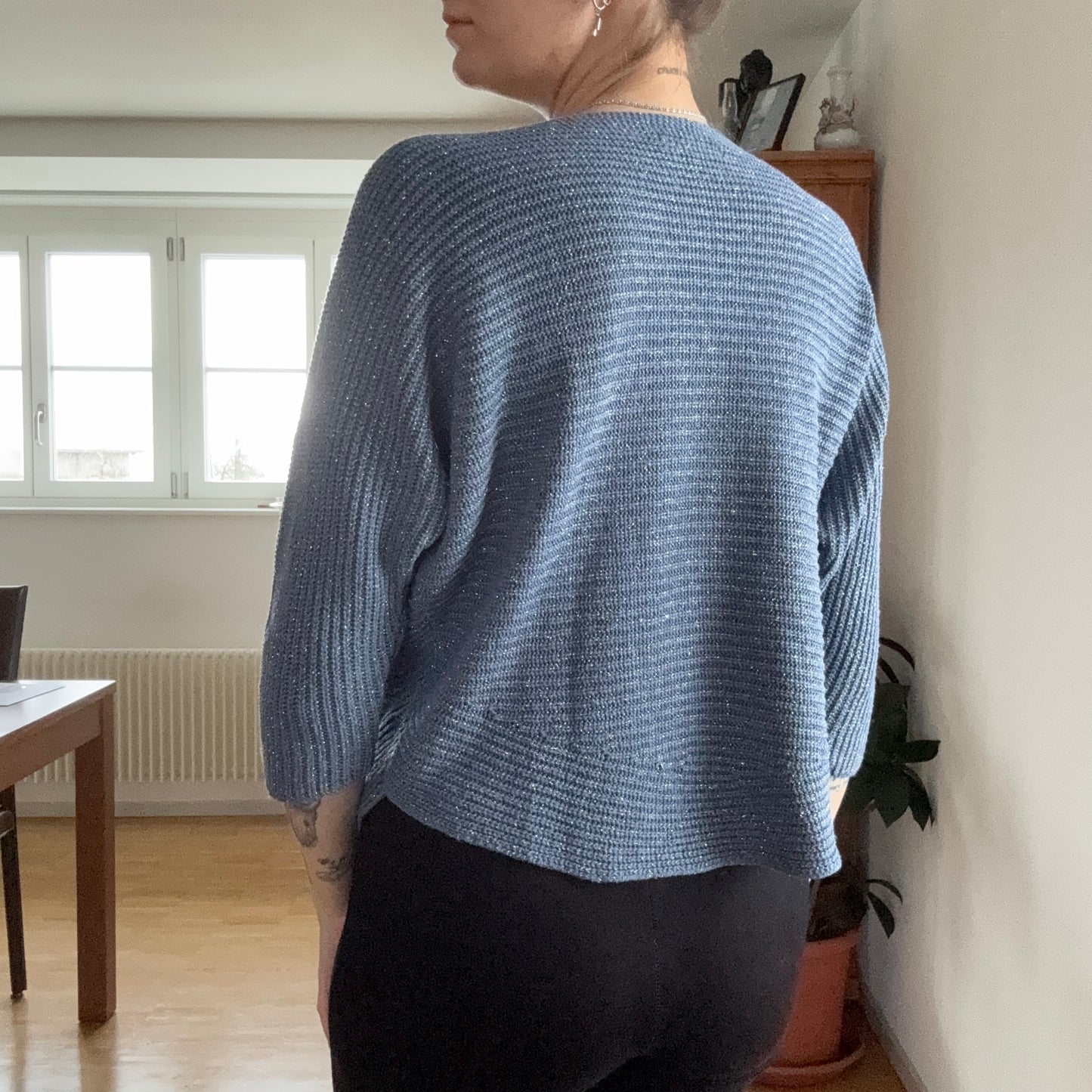 Blaues, glitzerndes Langarmshirt | Bern