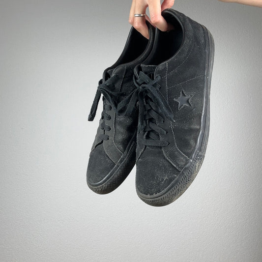 Black Converse | Bern