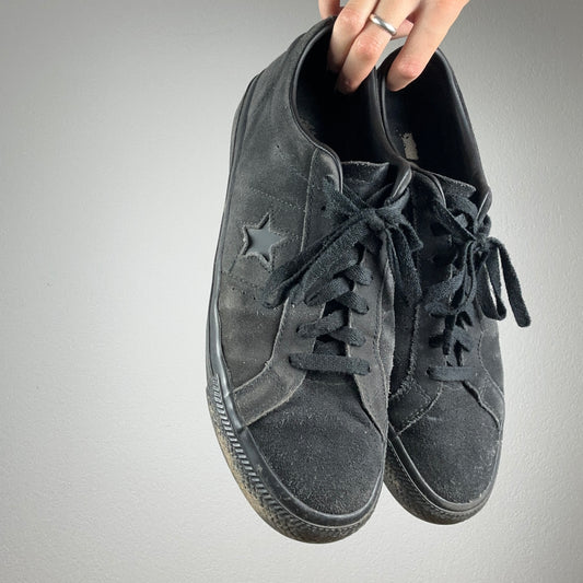 Black Converse | Bern