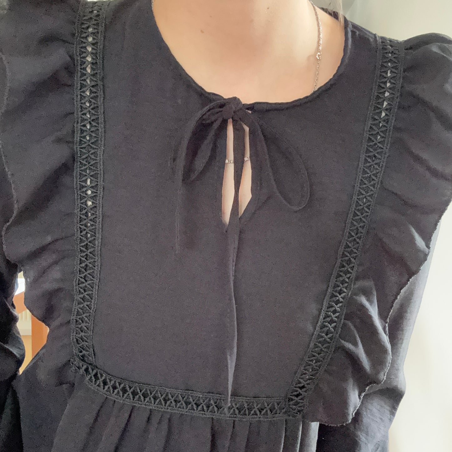 Black Blouse | Bern