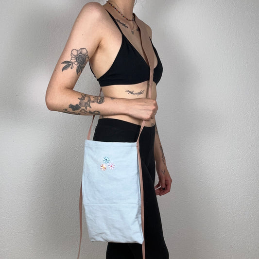 Reworked Bag out of old jeans, shirt and an old belt | Bern