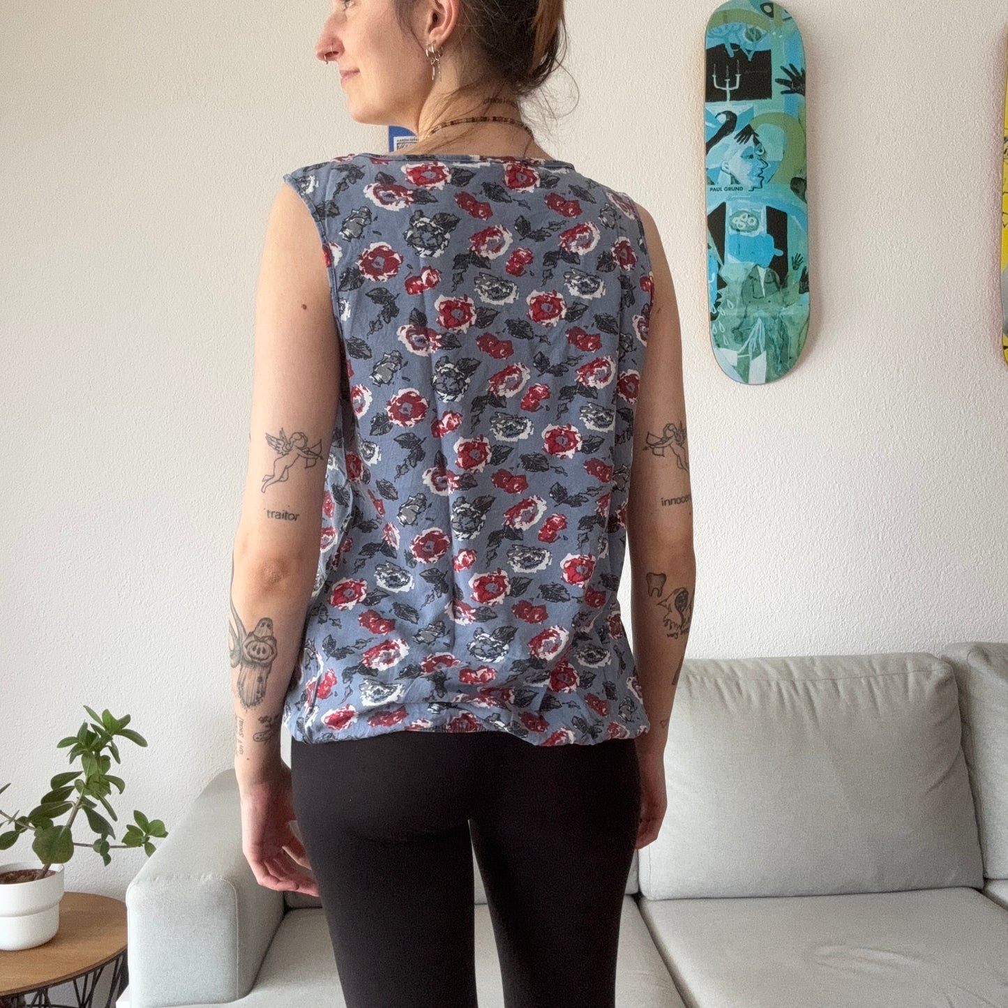 Blue Top with colorful Pattern | Bern