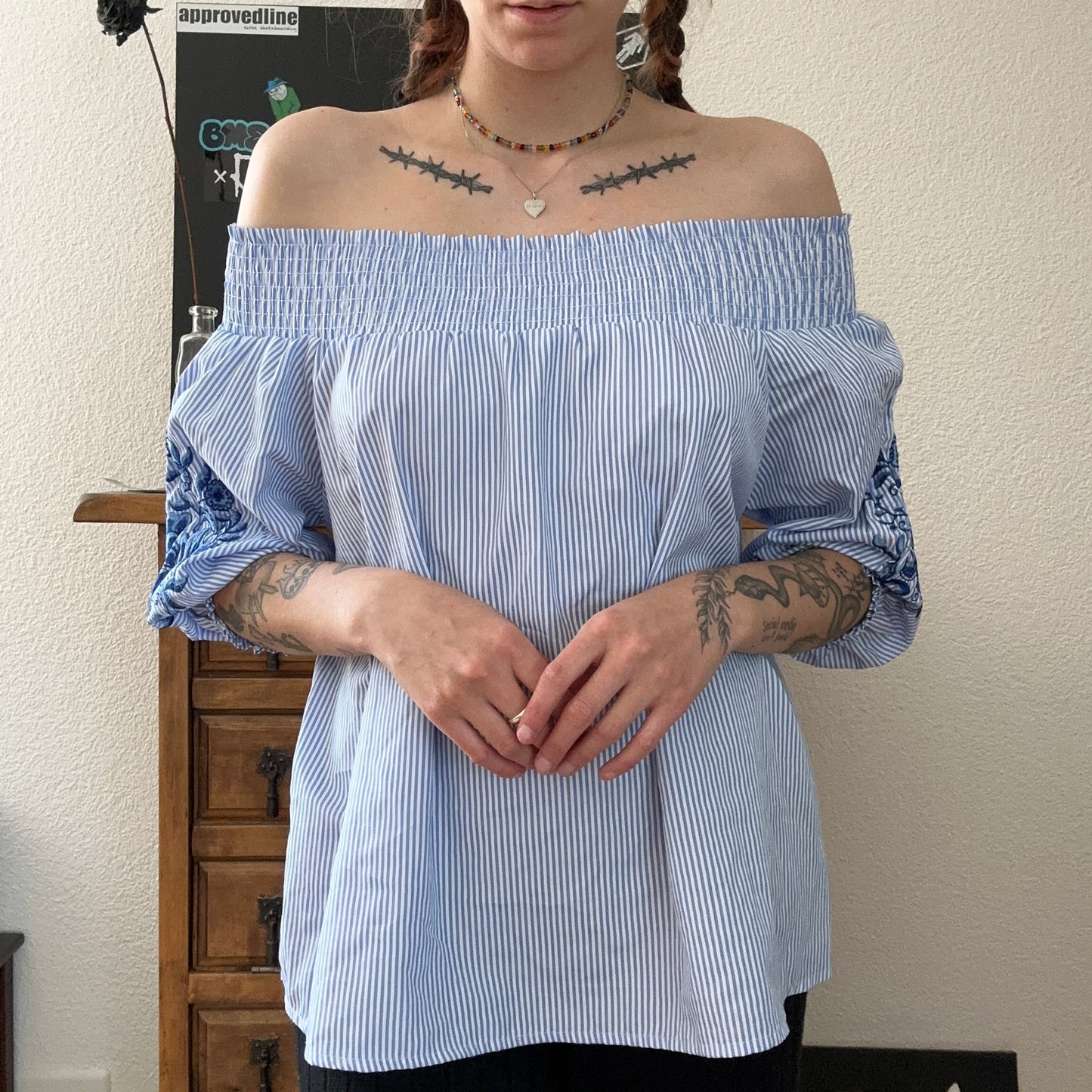 Blaue Off-Shoulder Bluse | Bern