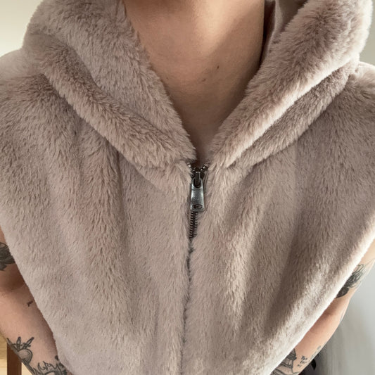 Beige Fluffy Vest | Bern