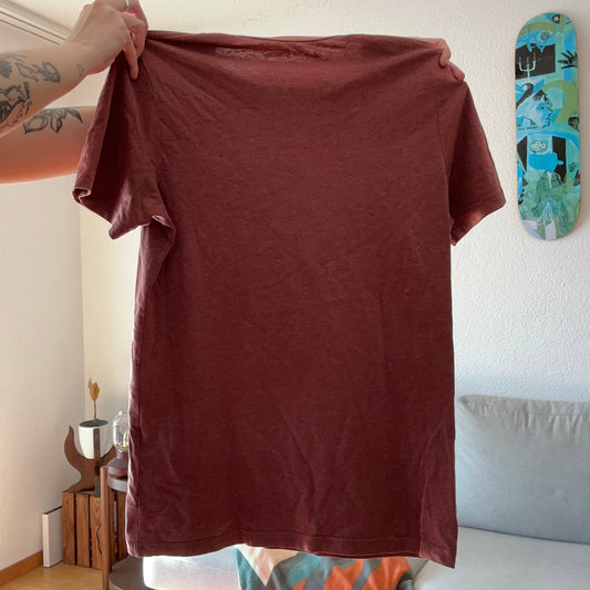 Chemise rouge avec imprimé sur le devant | Berne