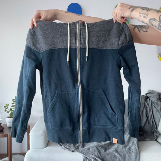 Blue and Gray Jacket | Bern