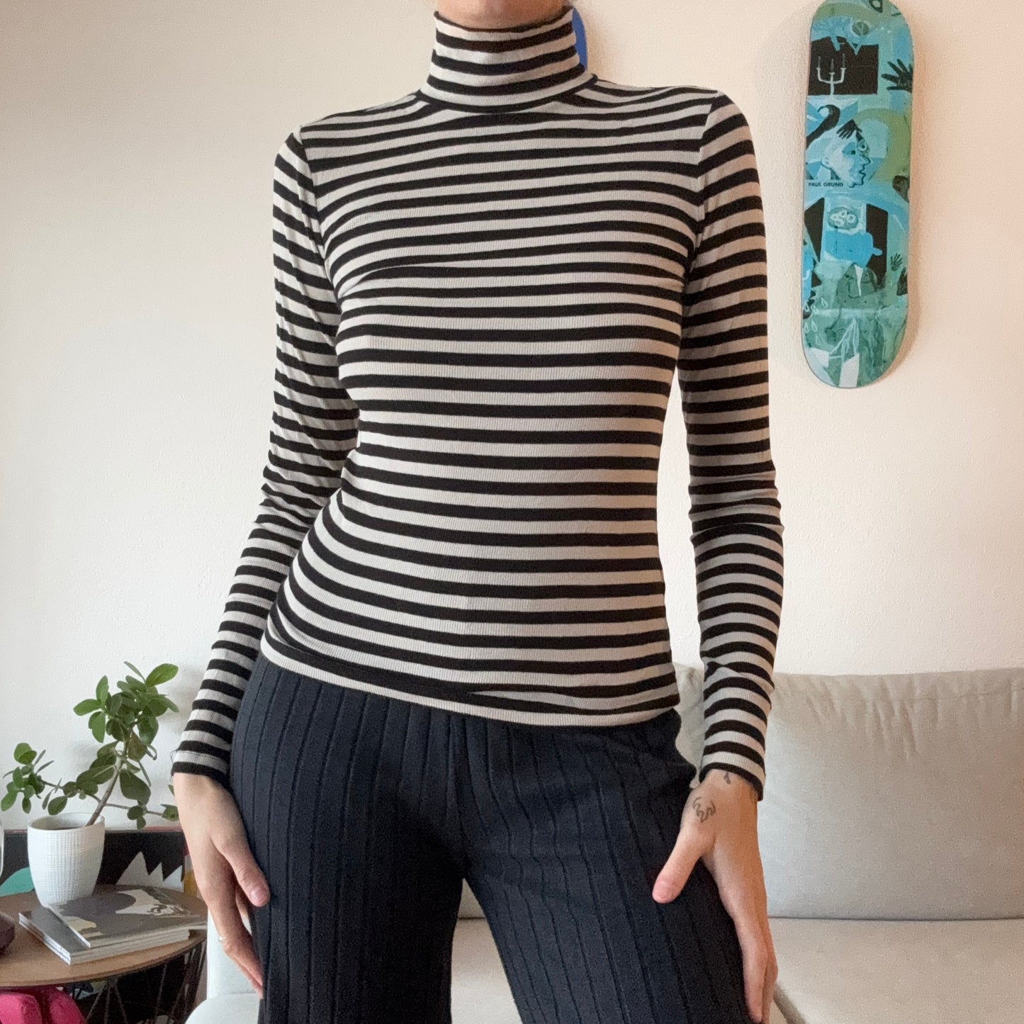 Black and White striped Longsleeve