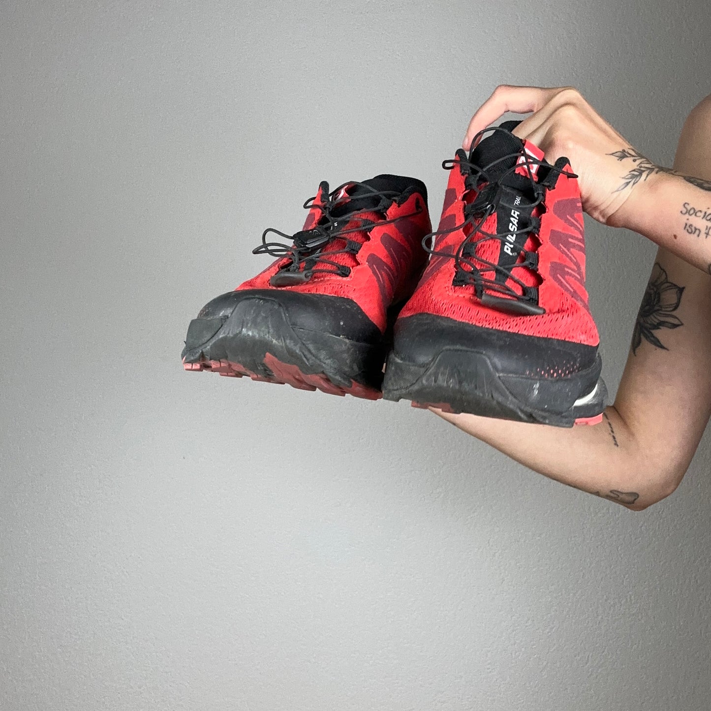 Red Salomon Running Shoes