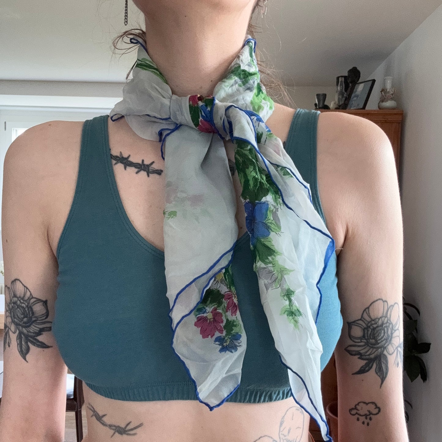 Vintage White Foulard | Bern