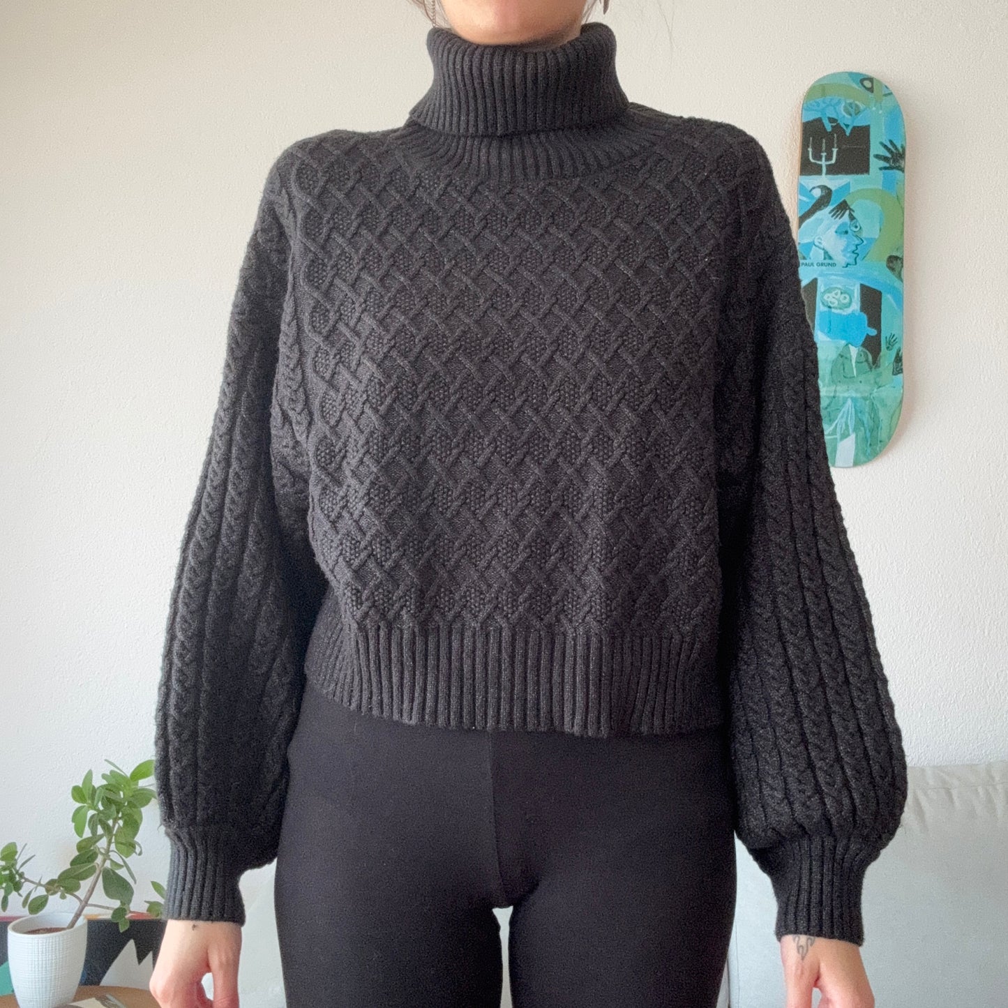 Black Knit Turtleneck Longsleeve | Bern