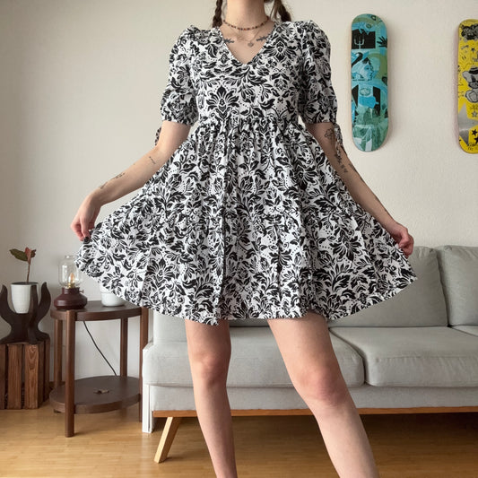 Black and White Dress | Bern