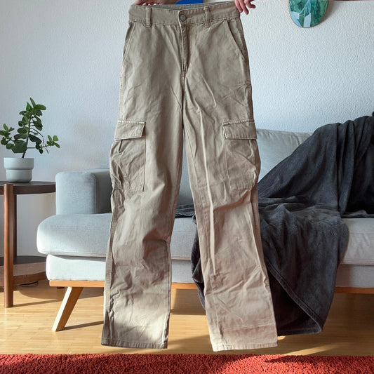 Beige Pants | Bern