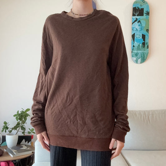 Brauner Pullover