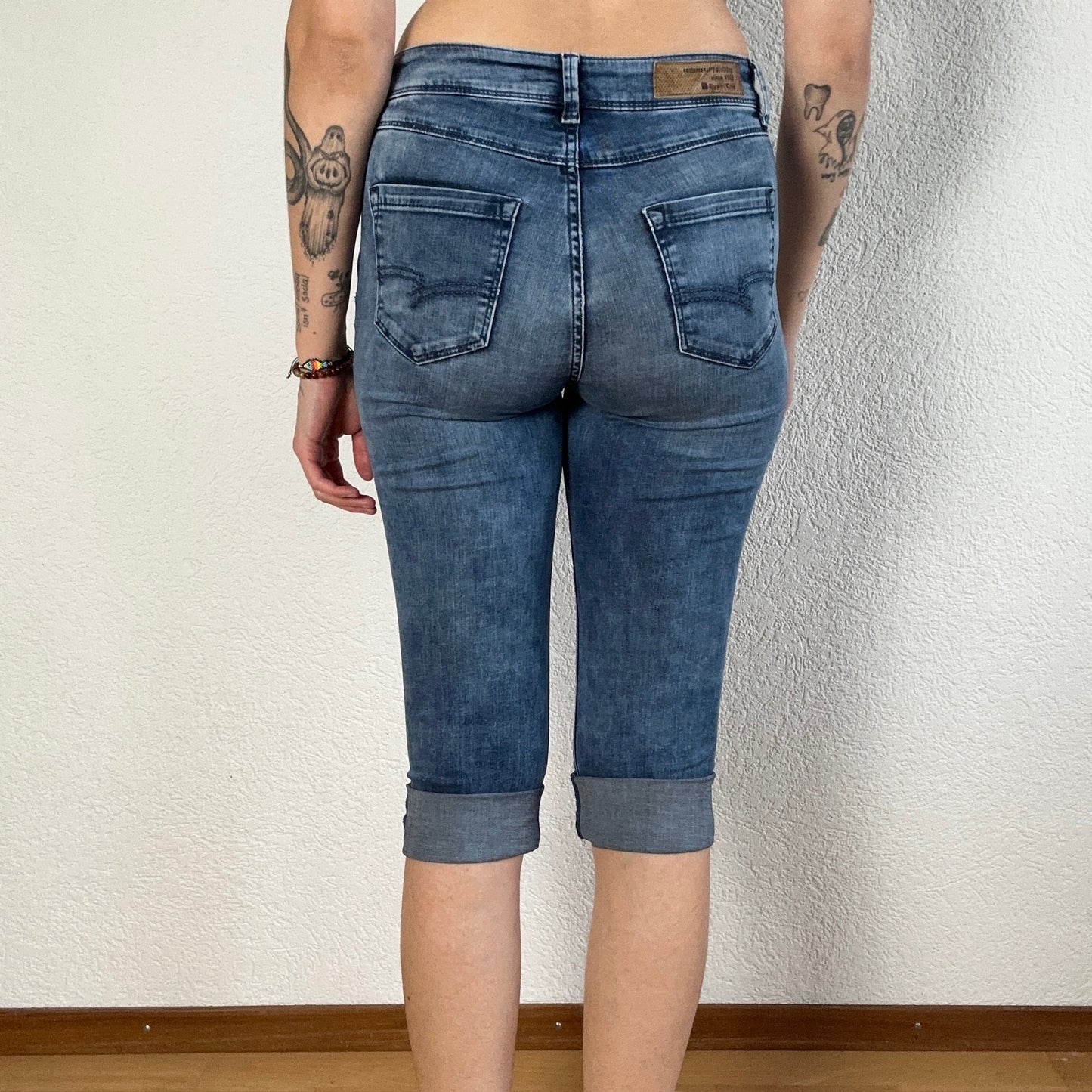 Y2K Blue Capri Jeans