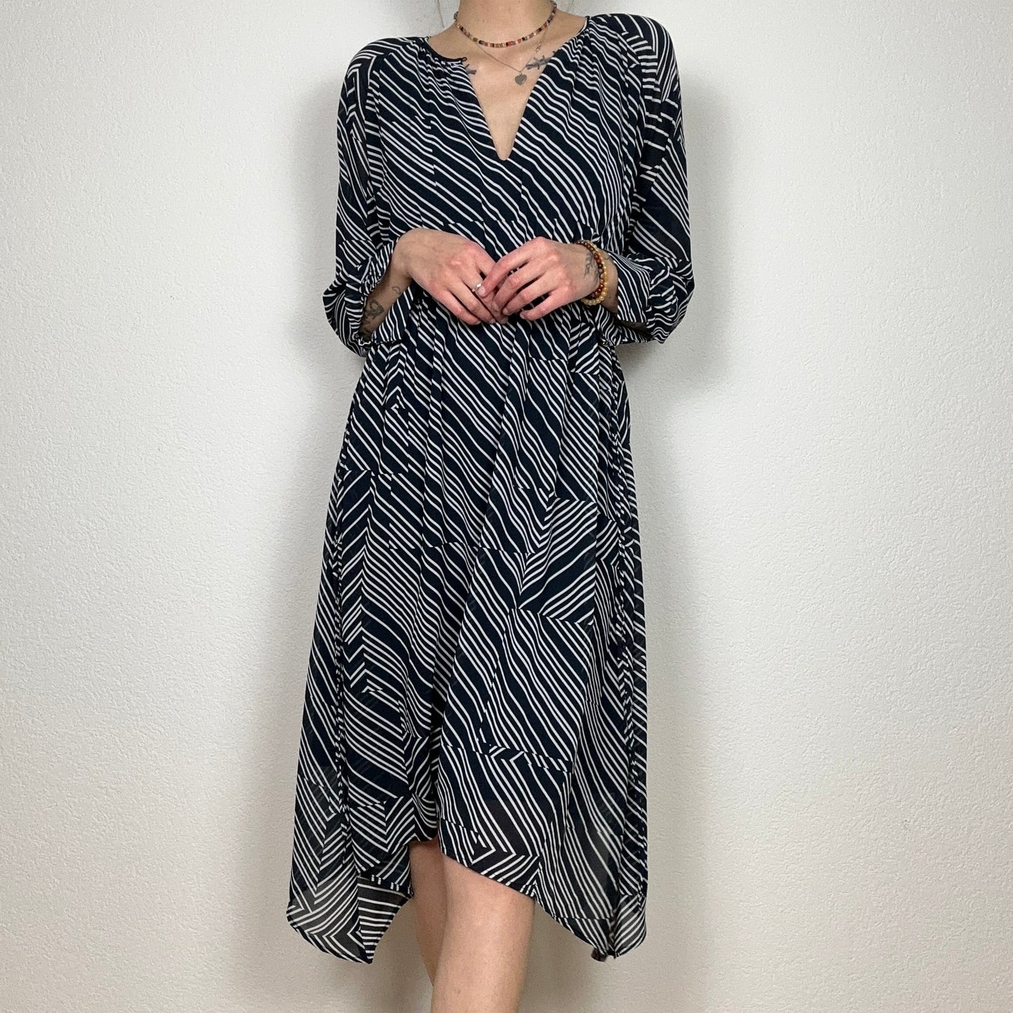 Darkblue / Black Dresswith white stripes