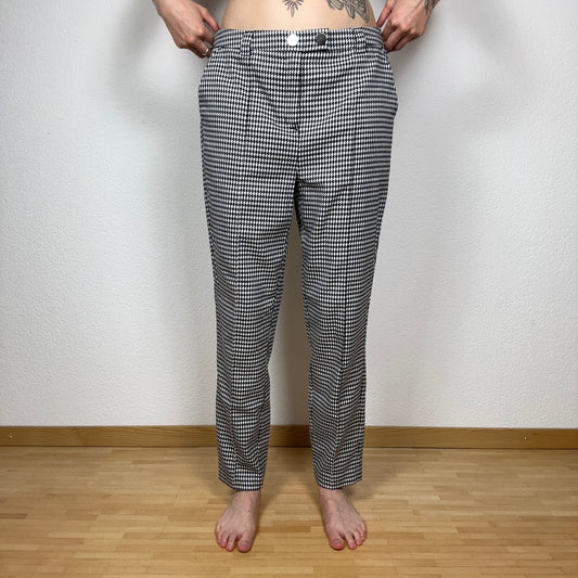 Black and white Pants | Bern