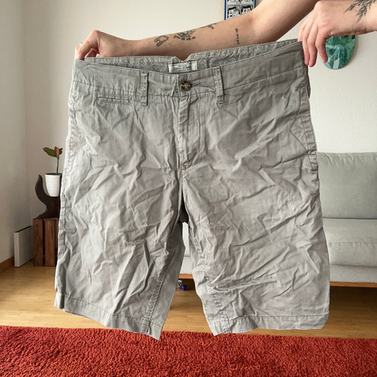 Beige Shorts | Bern