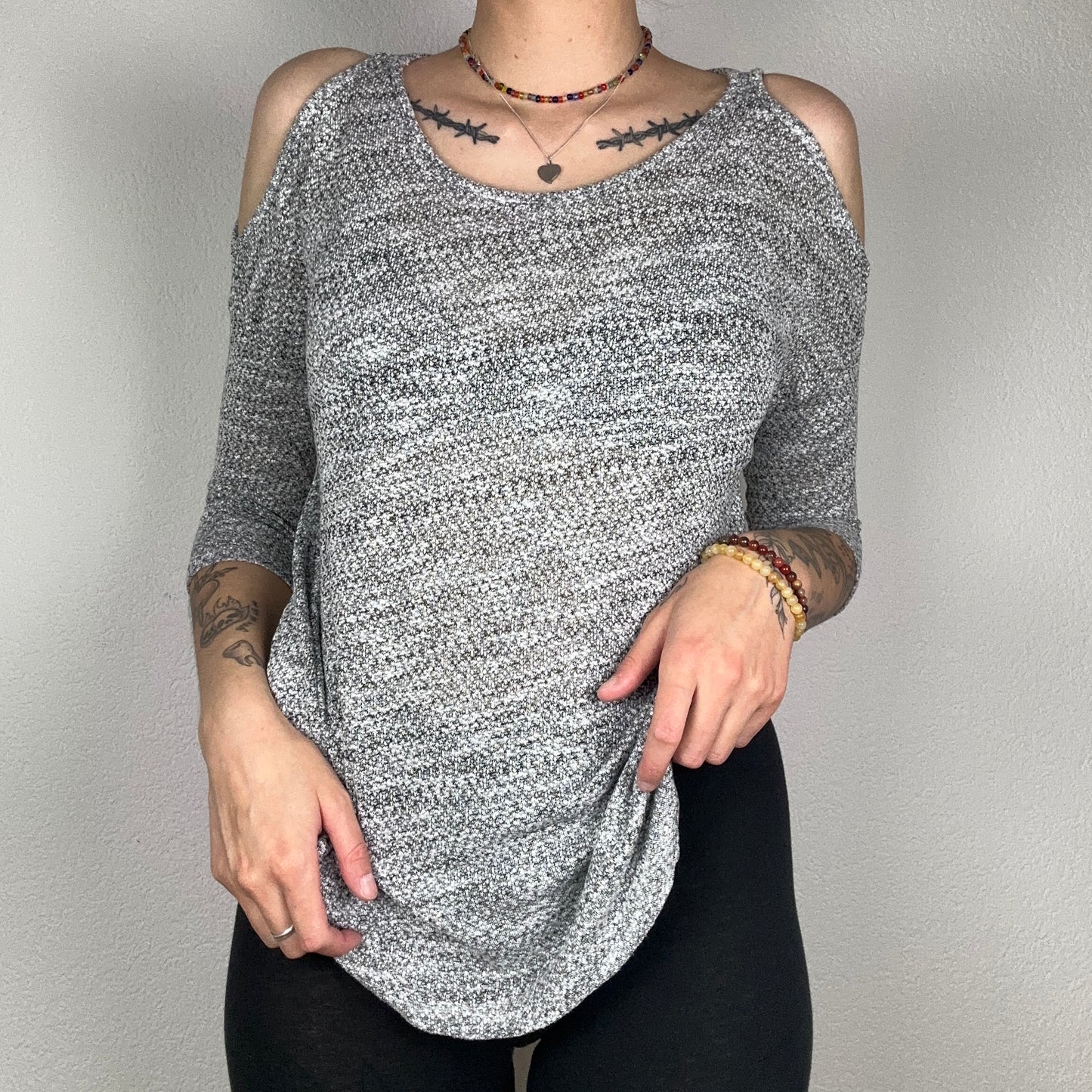 Gray 3/4 Longsleeve with cut out shoulders | Bern