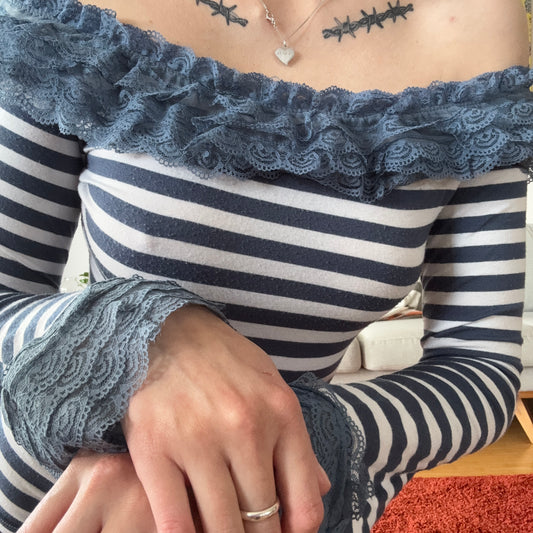 White and Blue Striped Offshoulder Longsleeve