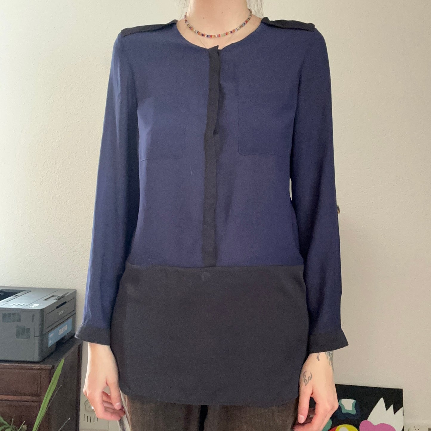 Blau-schwarze Bluse | Bern