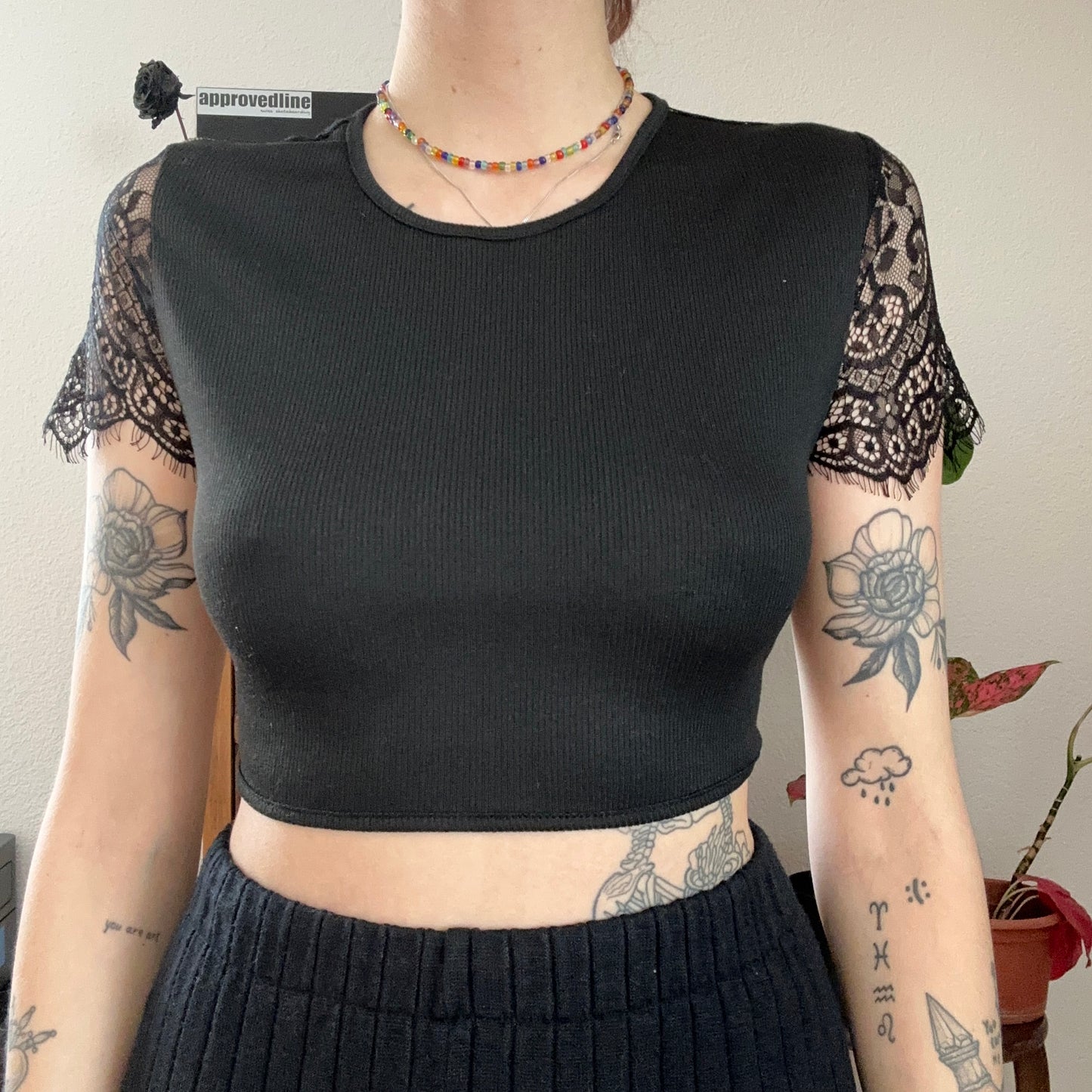 Black cropped Shirt with lace back | Bern