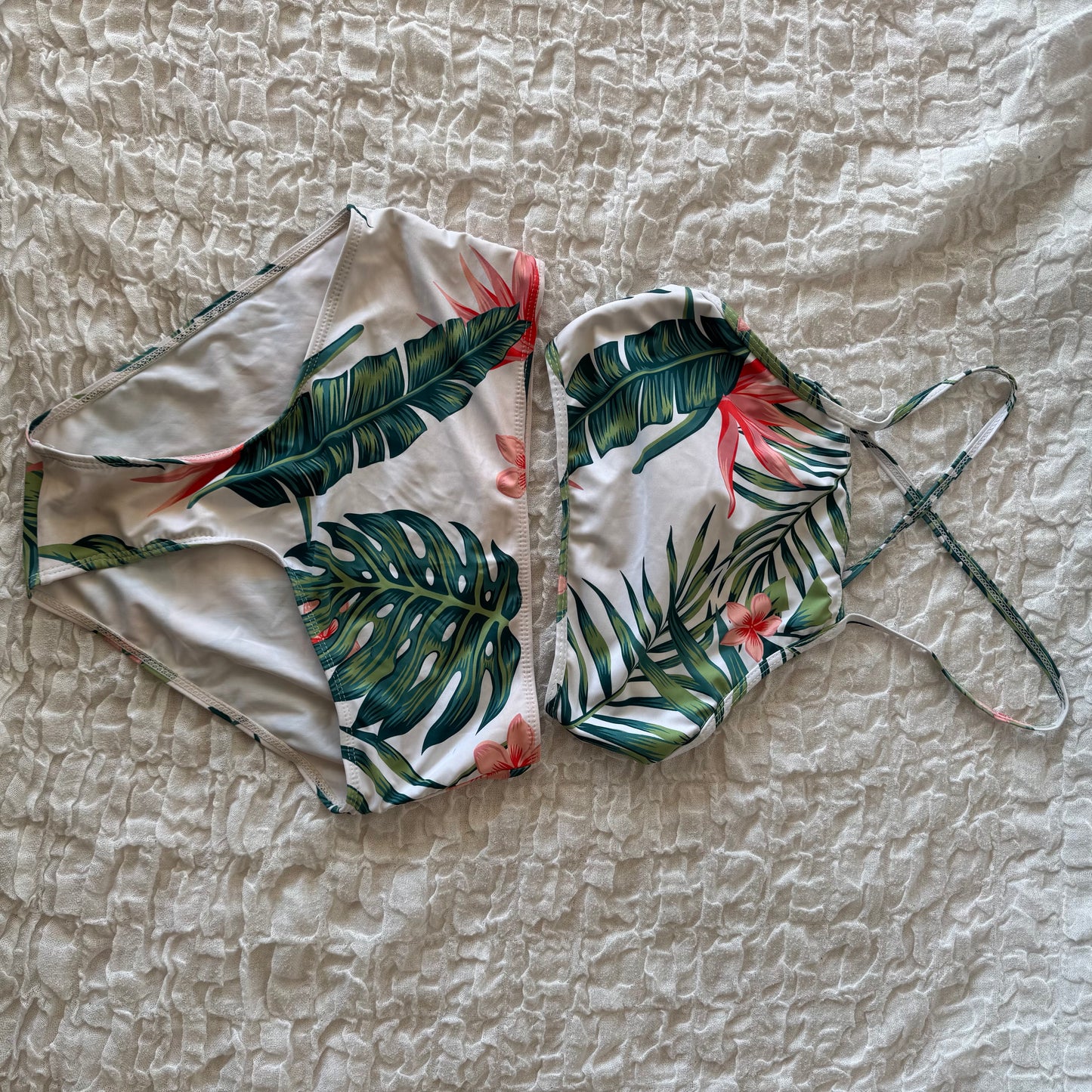 Haut de bikini blanc à motifs verts | Bern