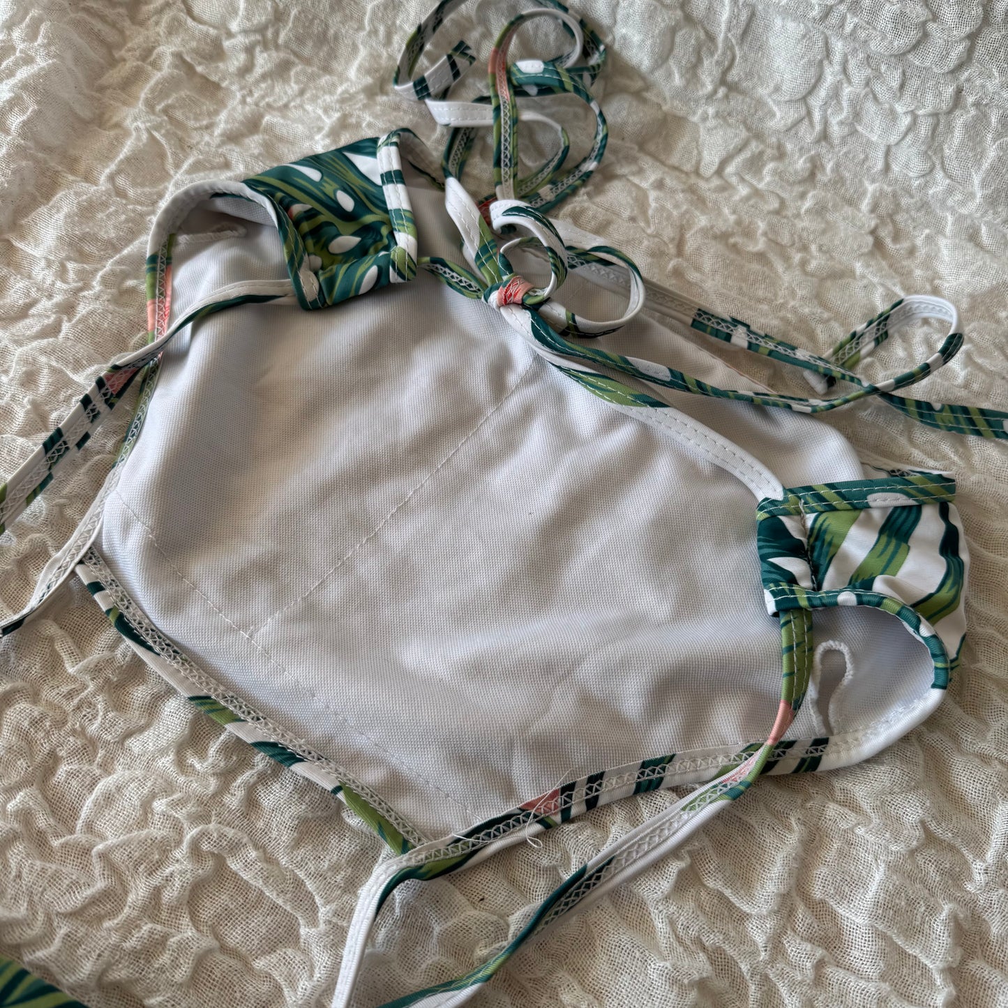 Haut de bikini blanc à motifs verts | Bern