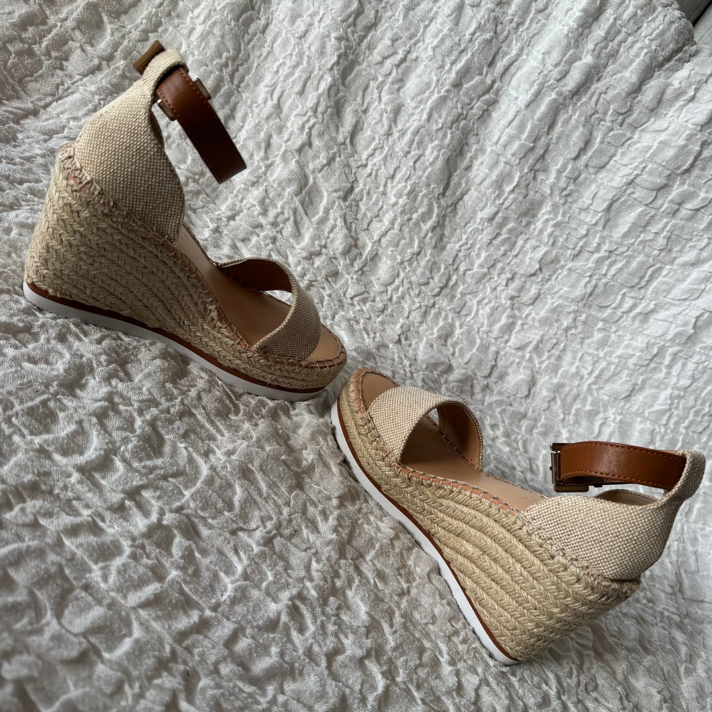 Beige Highheels