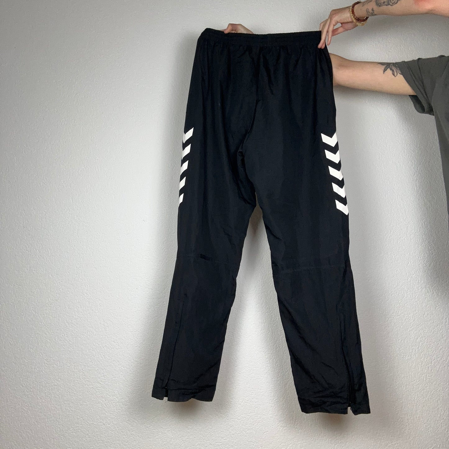 Black Hummels Joggers | Bern