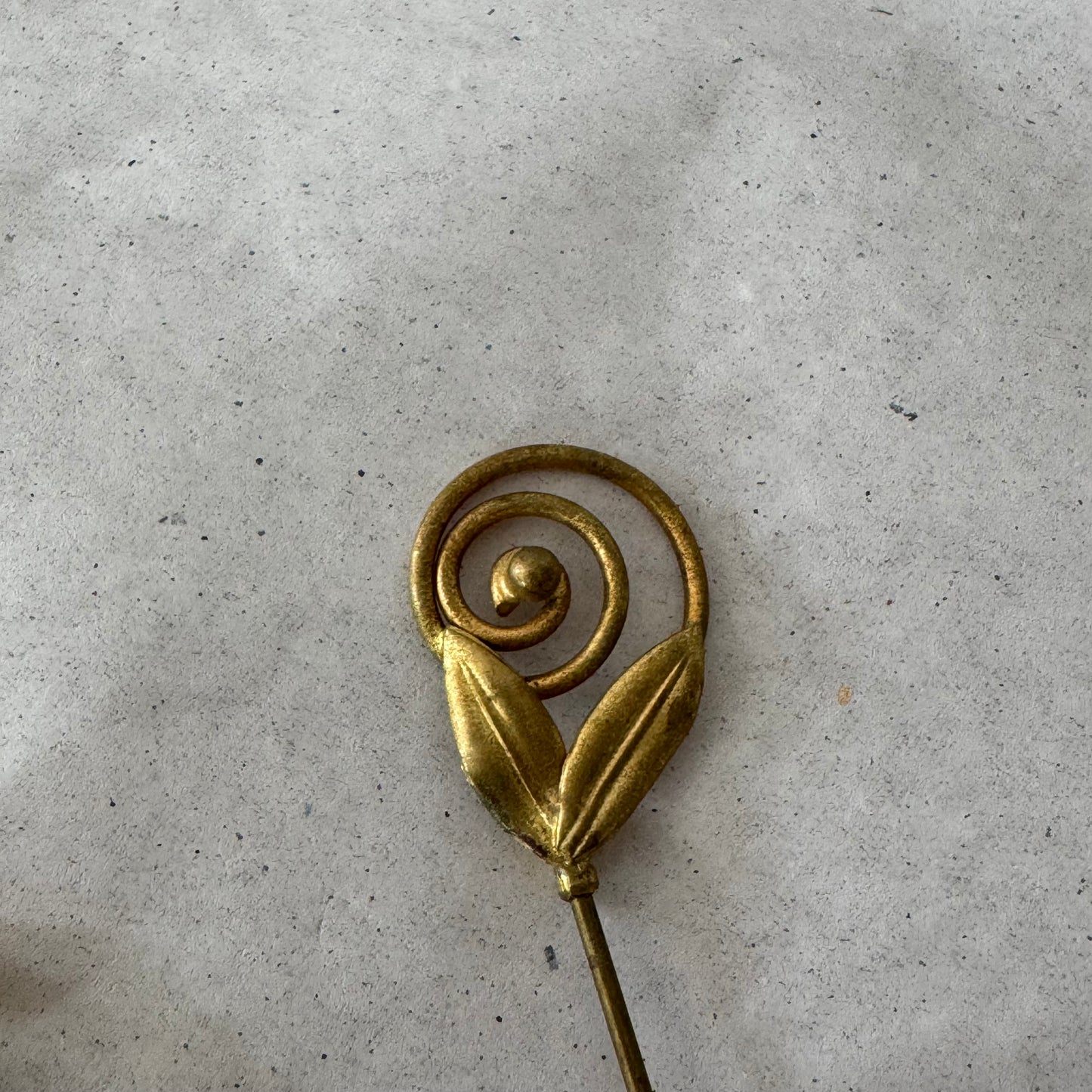 Golden Pin