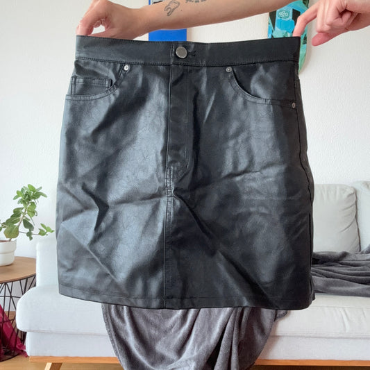 Black Fake Leather Skirt | Bern
