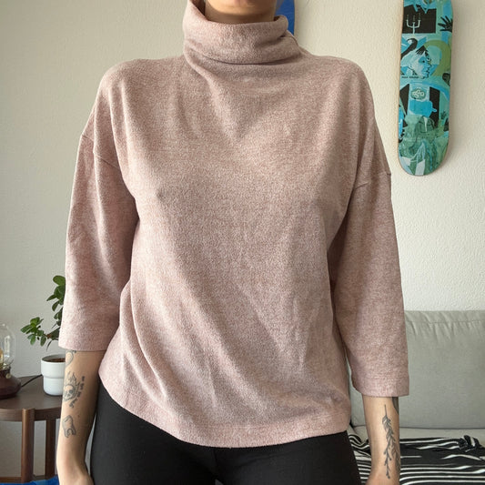 Pink Turtleneck Longsleeve | Bern