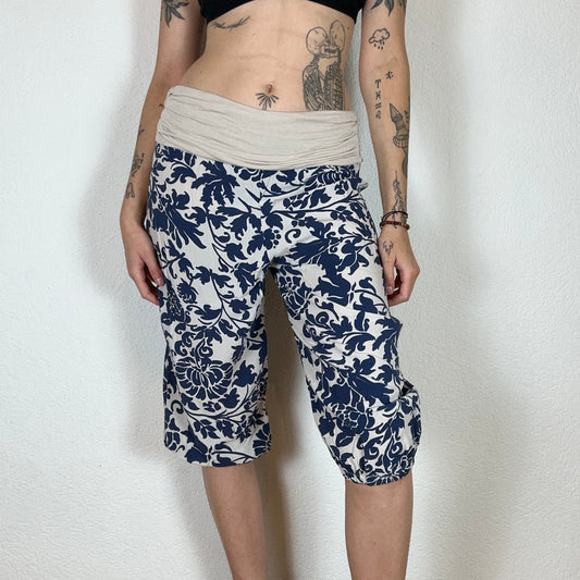 Y2K White and blue Capri Pants | Bern