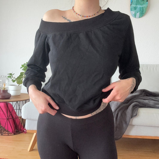 Black Sweater Oneshoulder | Bern