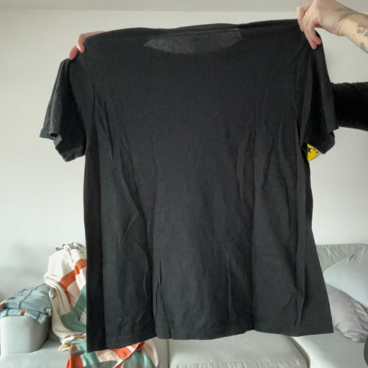 Schwarzes Shirt mit weißem Aufdruck | Bern