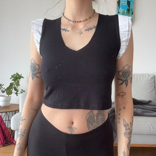 Reworked Black Top with white Sleeves | Bern