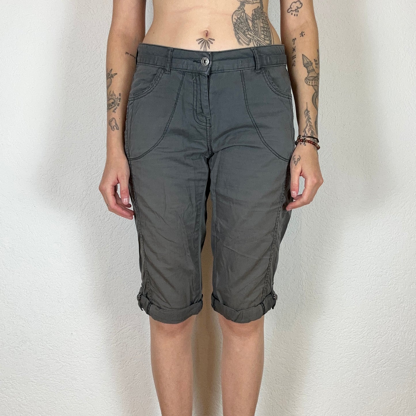 Y2K Gray Capri Cargo Pants