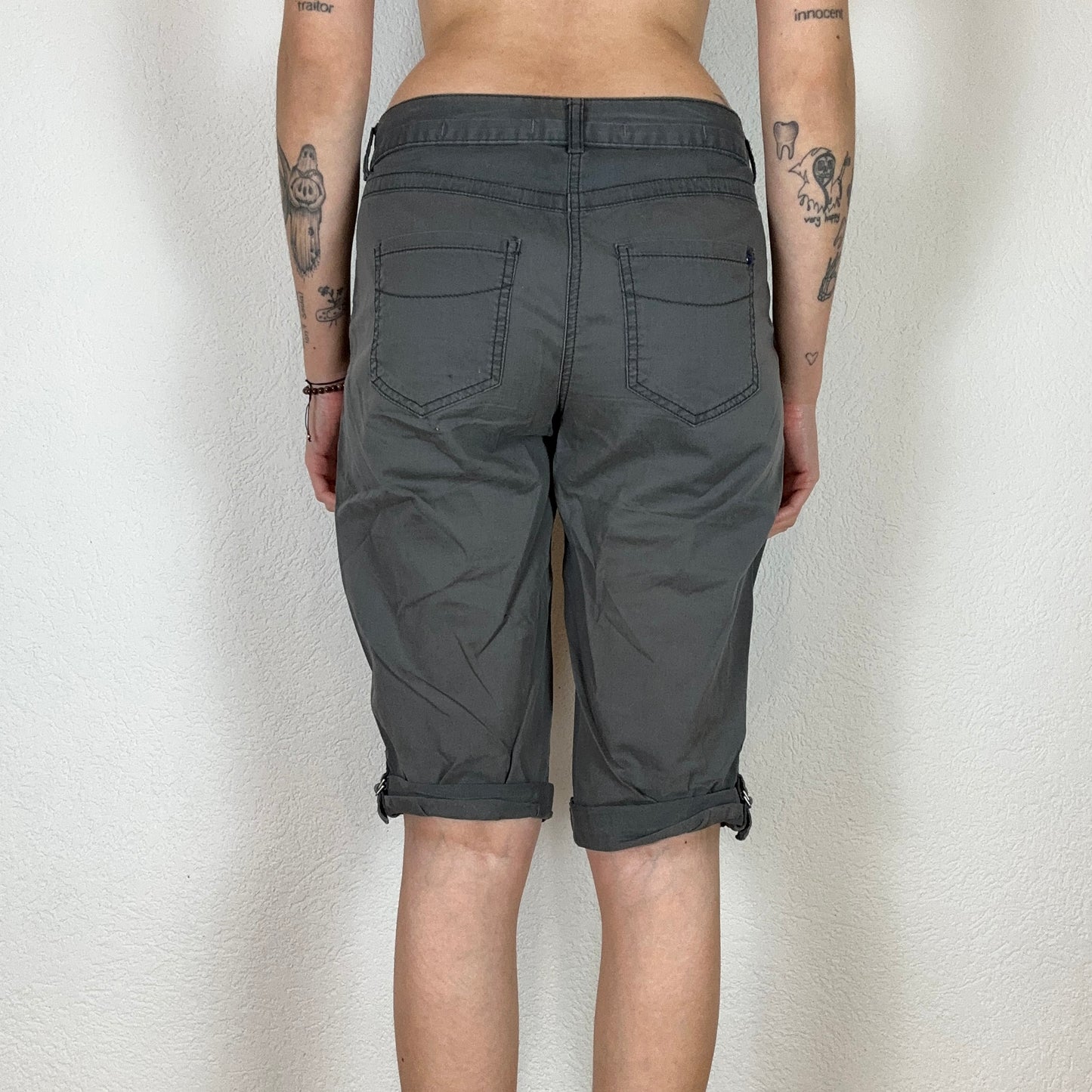 Y2K Gray Capri Cargo Pants