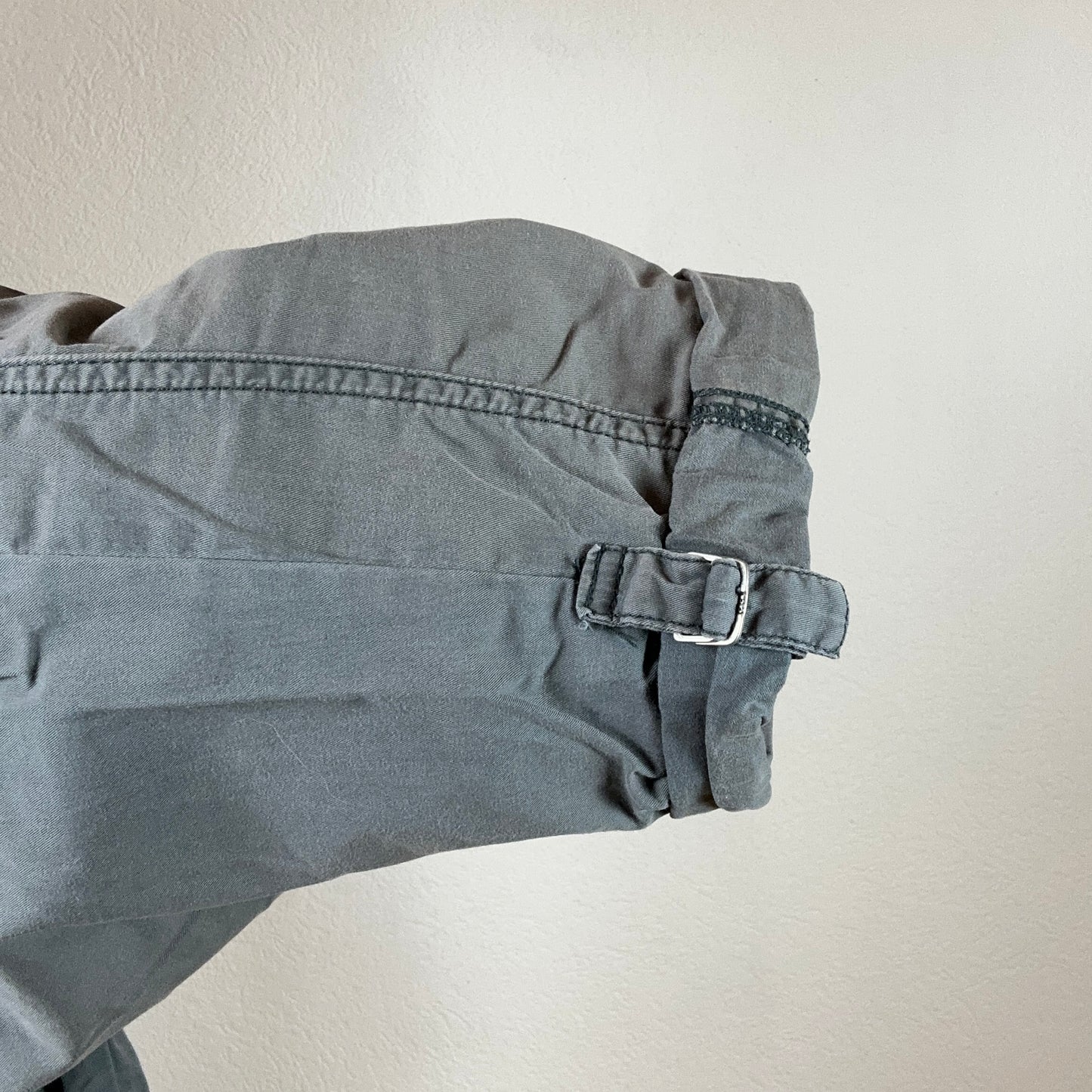 Y2K Gray Capri Cargo Pants