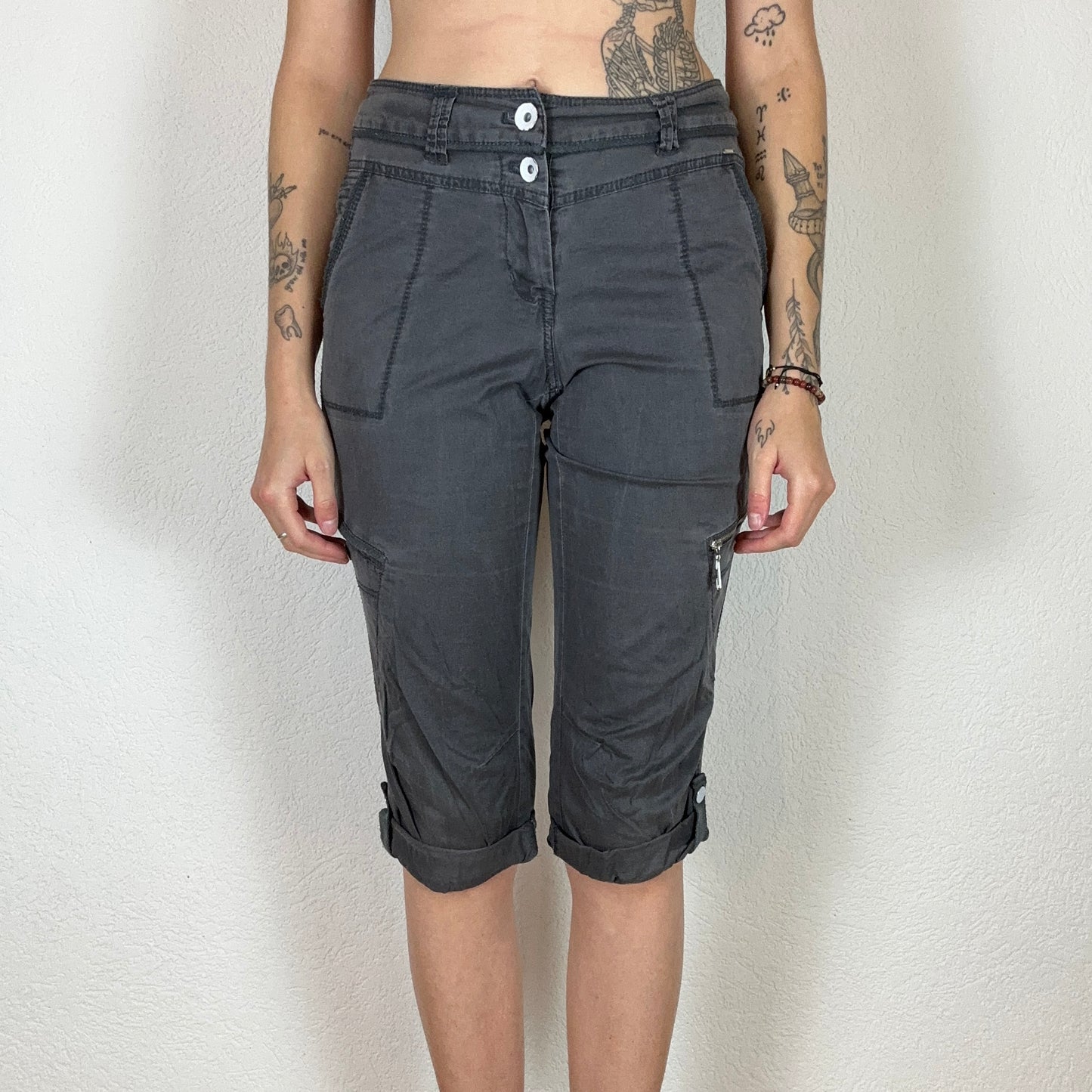 Y2K Gray Capri Cargo Pants