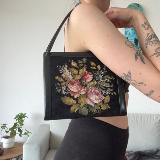 Black Bag / Purse with Flower Stitching | Bern