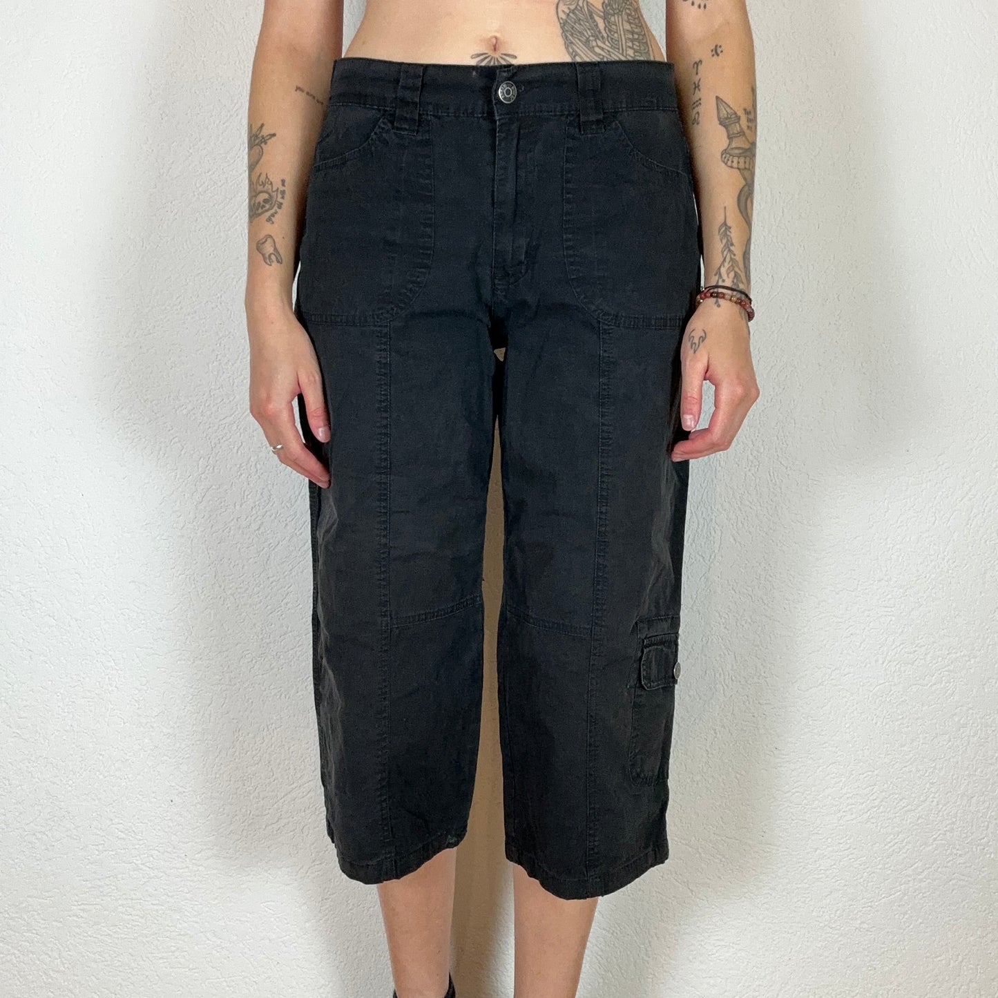 Y2K Black Capri Cargo Pants