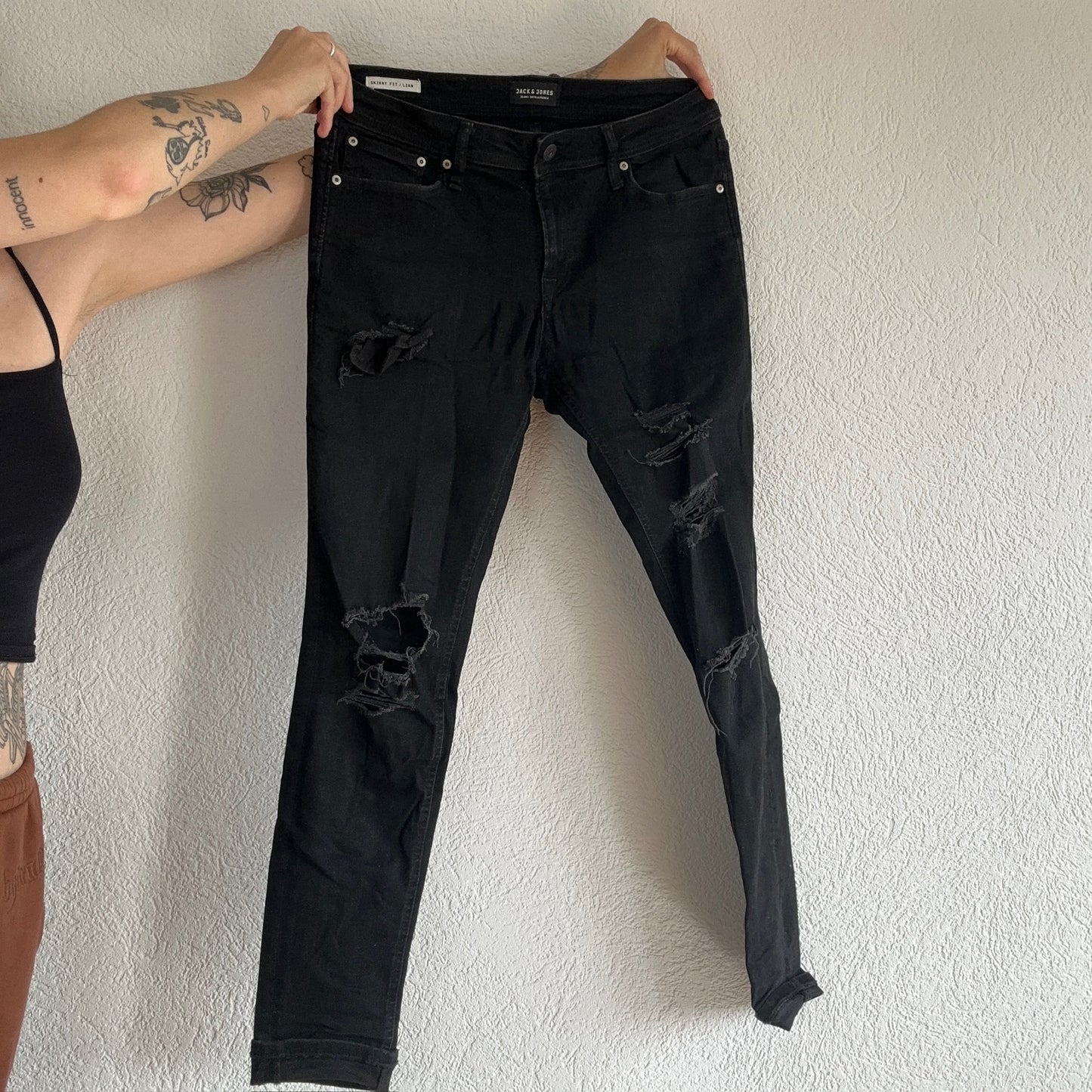 Black ripped Jack&Jones Jeans