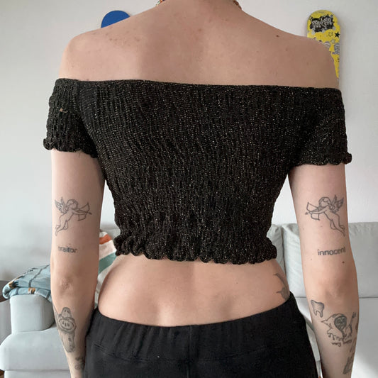 Black offshoulder cropped shirt with golden glitter | Bern