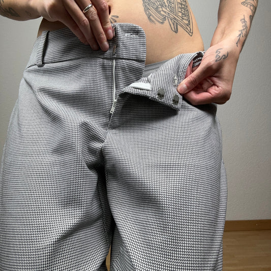 Black and white pants | Bern