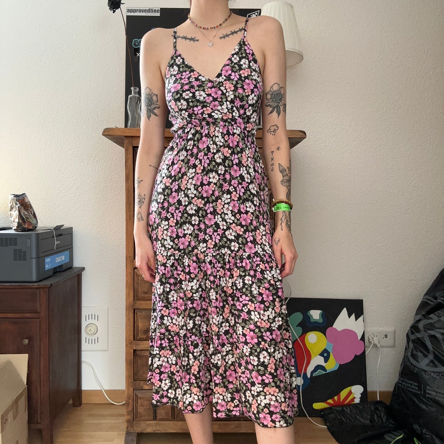 Black Midi Dress with cute Flower Print | Bern