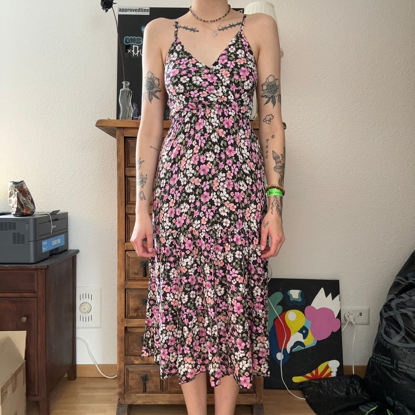 Black Midi Dress with cute Flower Print | Bern