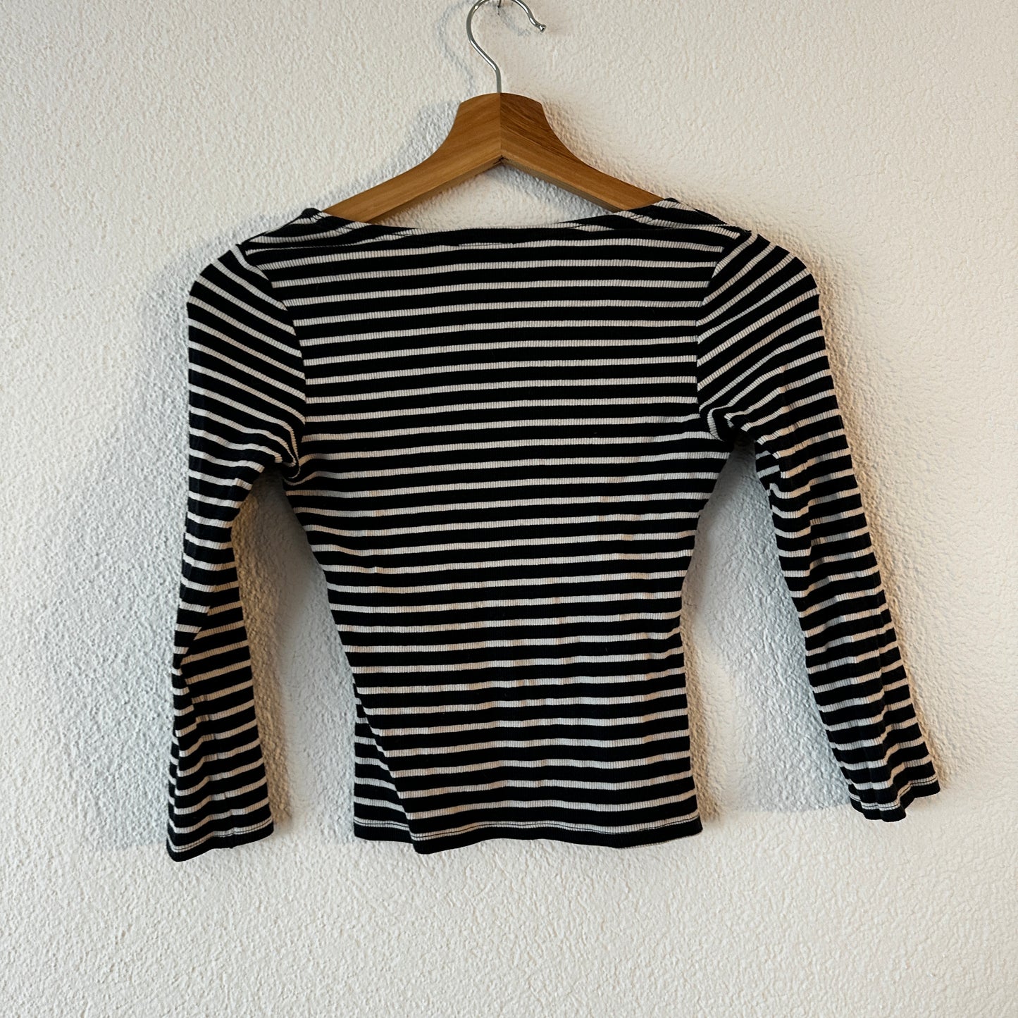 Black and white striped Longsleeve