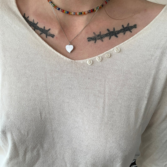 White Longsleeve with cute detail on the back | Bern