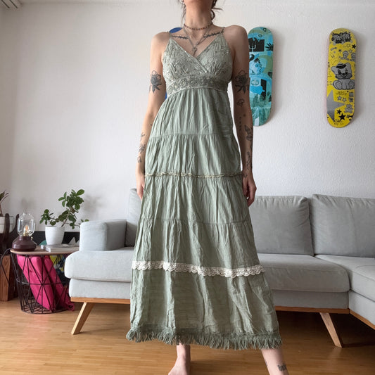 Green Dress | Bern
